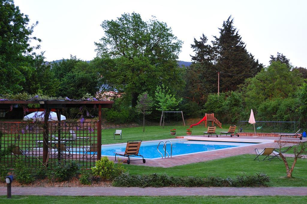 Agriturismo Il Corniolo Cenerente Ruang foto