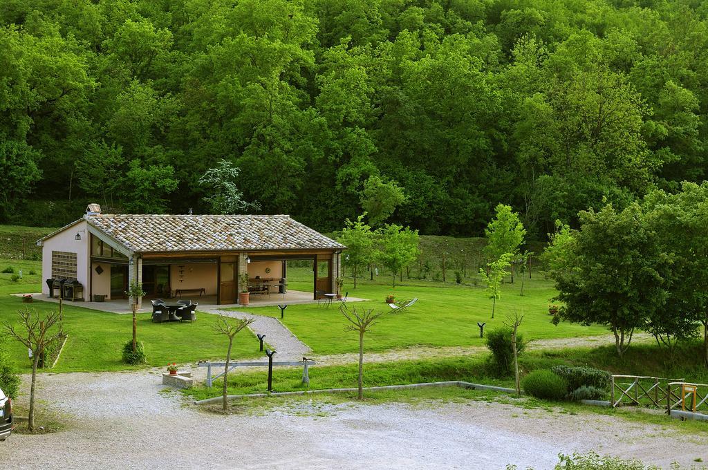 Agriturismo Il Corniolo Cenerente Ruang foto